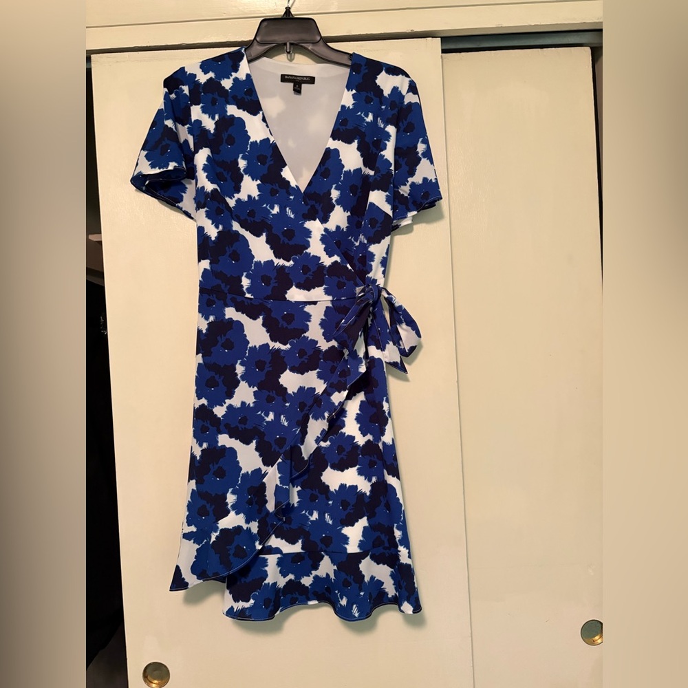 Banana Republic Wrap Dress in Blue and White